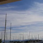 Zefiros Apartments