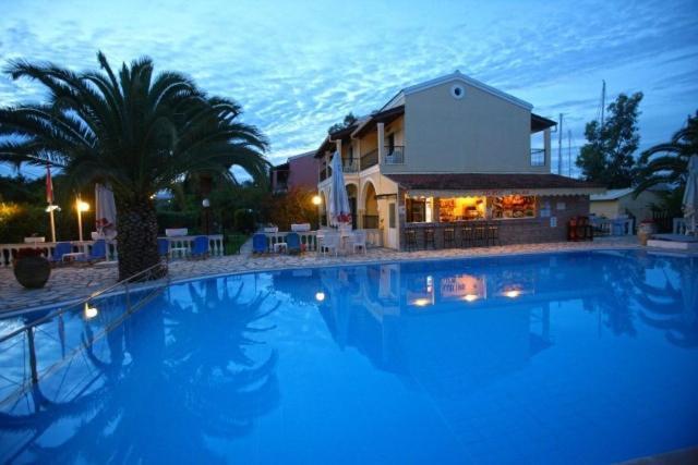 Aparthotel Zefiros